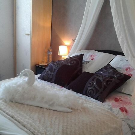 Au Gai Sejour Bed and Breakfast Pleneuf-Val-Andre Eksteriør billede